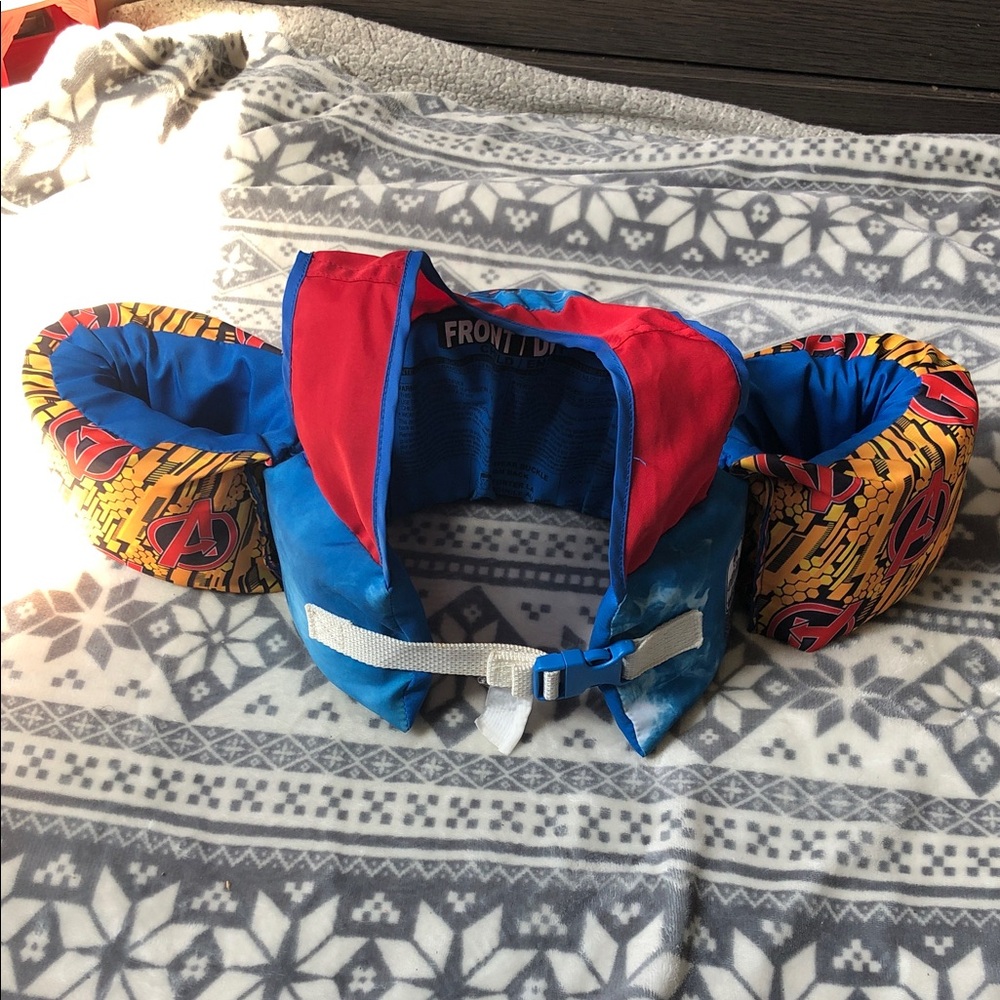 Marvel Avengers Kids Foam Swim Vest Puddle Jumper - Blue Red Yellow